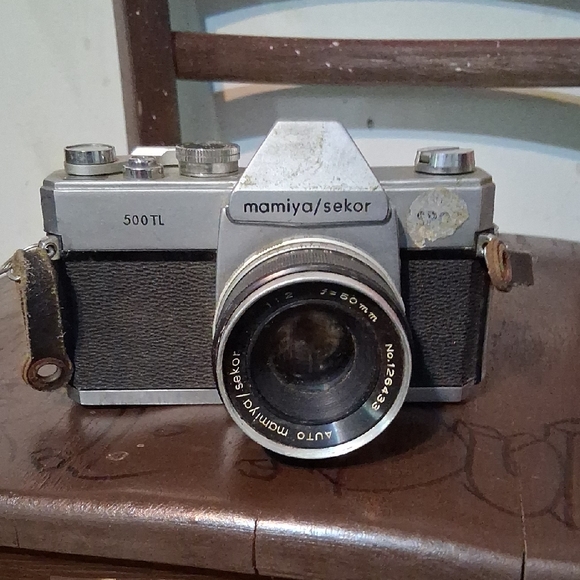 Other - 500TL Black and Silver Camera